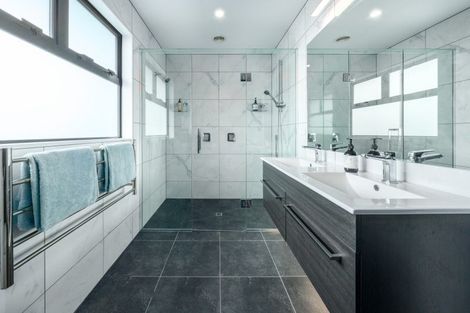 Photo of property in 54 Sherwin Avenue, Albert Town, Wanaka, 9305