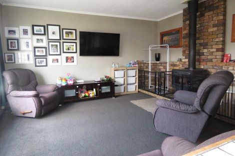 Photo of property in 28 Main Street, Reefton, 7830