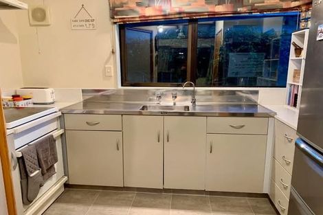 Photo of property in 16 Arrow Street, Wakefield, 7025