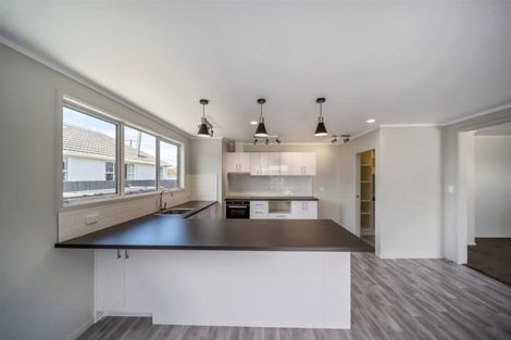 Photo of property in 306 South Road, Hawera, 4610