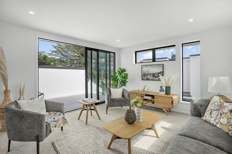 Photo of property in 2/10 Pascoe Avenue, Paremata, Porirua, 5026