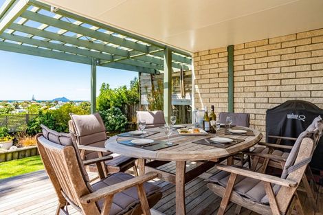 Photo of property in 11 Marsh Street, Ruakaka, 0116