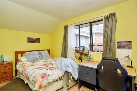Photo of property in 1 Roche Avenue, Upper Riccarton, Christchurch, 8041