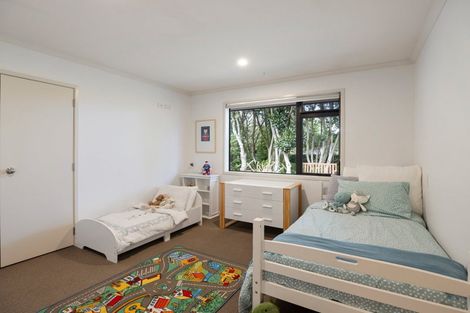 Photo of property in 28 Somerton Drive, Huntington, Hamilton, 3210