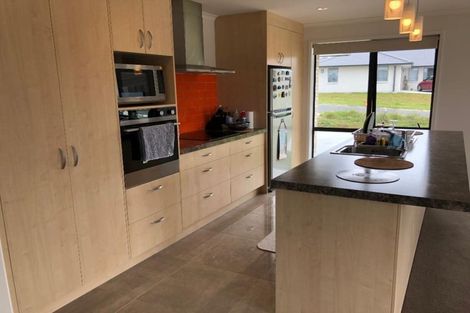 Photo of property in 3 Sumner Place, Te Kamo, Whangarei, 0112