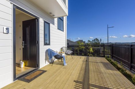 Photo of property in 10 Balthazar Road, Kumeu, 0810
