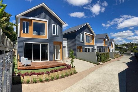 Photo of property in 7 The Bays Rise, Murrays Bay, Auckland, 0630