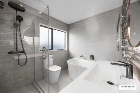 Photo of property in 339b Bucklands Beach Road, Bucklands Beach, Auckland, 2012