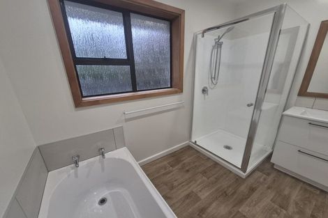 Photo of property in 11 Merton Place, Bryndwr, Christchurch, 8053