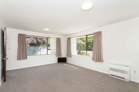 Photo of property in 13 Main South Road, Sockburn, Christchurch, 8042