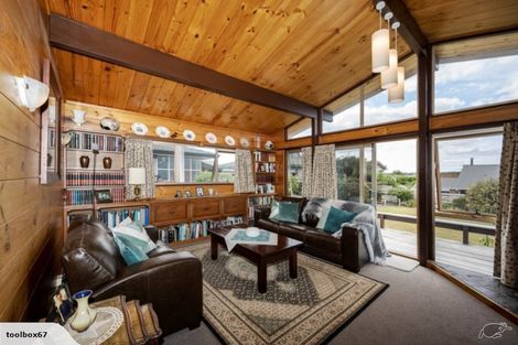 Photo of property in 28 Meachen Terrace, Waiuku, 2123