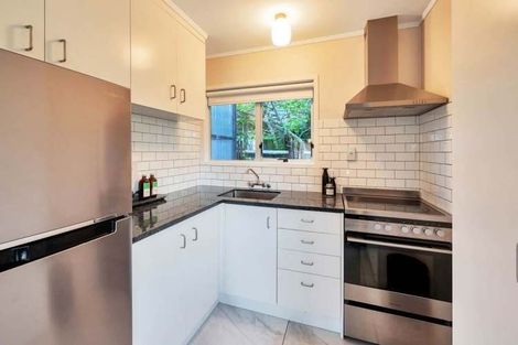 Photo of property in 2/7 Putney Place, Ranui, Auckland, 0612