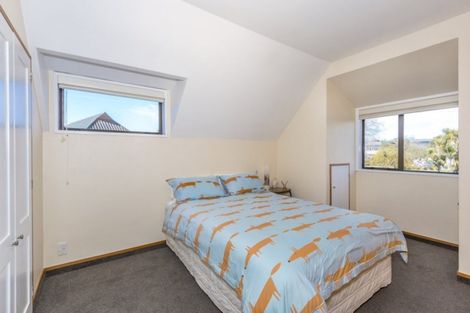Photo of property in 27 Dovedale Avenue, Ilam, Christchurch, 8041