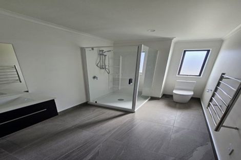 Photo of property in 1 Gadsby Place, Hamilton East, Hamilton, 3216