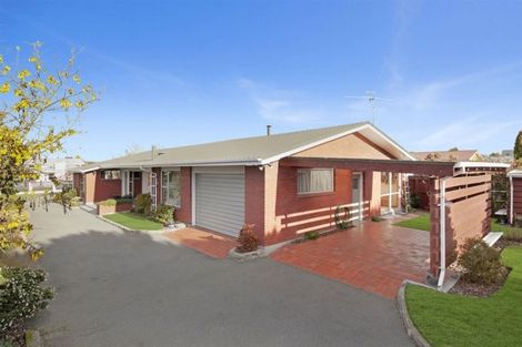 Photo of property in 60 Toorak Avenue, Avonhead, Christchurch, 8042