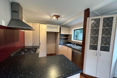 Photo of property in 6 Nielsen Place, Massey, Auckland, 0614