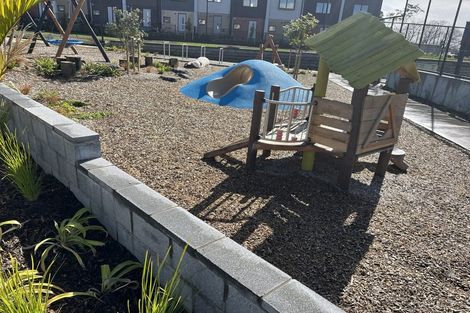 Photo of property in 17 Jabuka Street, Glen Eden, Auckland, 0602