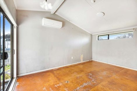 Photo of property in 114 Tremaine Avenue, Westbrook, Palmerston North, 4412