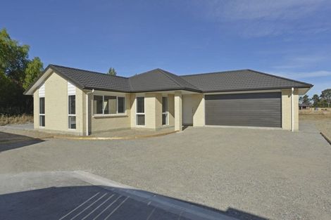 Photo of property in 60 Feist Street, Carterton, 5713