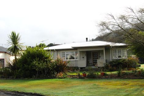 Photo of property in 2 Herald Street, Reefton, 7830