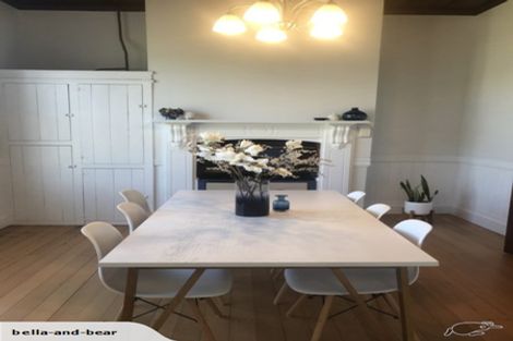 Photo of property in 21 Railway Street, Helensville, 0800