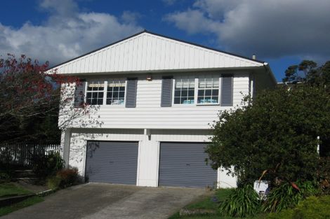 Photo of property in 3 Chisbury Street, Churton Park, Wellington, 6037