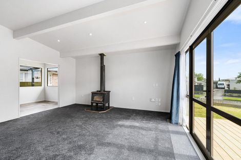 Photo of property in 9 Karamea Crescent, Kelvin Grove, Palmerston North, 4414