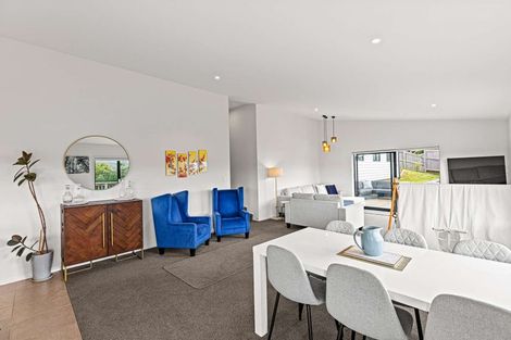 Photo of property in 14 Rauta Way, Helensville, 0800