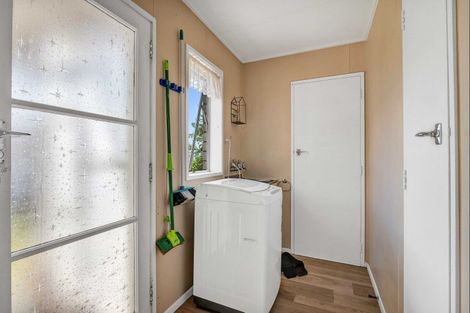 Photo of property in 6b York Street, Eltham, 4322