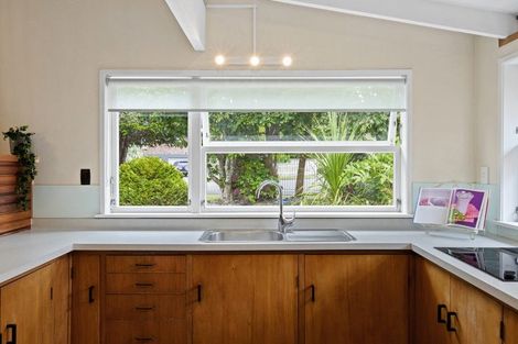 Photo of property in 8 Alf Walker Place, Papakura, 2110