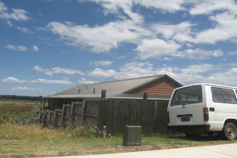 Photo of property in 152 Pukehina Parade, Pukehina, Te Puke, 3189