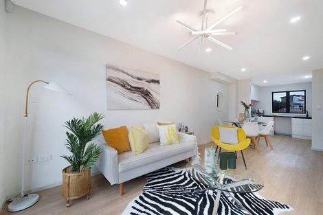 Photo of property in 8/1 Waters Place, New Lynn, Auckland, 0600