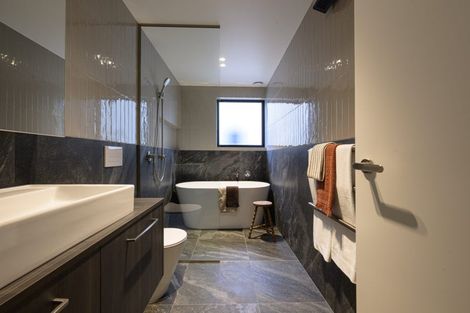 Photo of property in 30a Gracefield Avenue, Christchurch Central, Christchurch, 8013