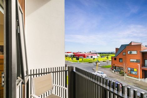 Photo of property in 99 Hobsonville Point Road, Hobsonville, Auckland, 0616