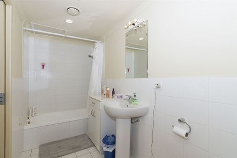 Photo of property in 16e/18 Ronwood Avenue, Manukau, Auckland, 2104
