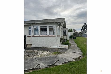 Photo of property in 6-6a Timaru Road, Waimate, 7924