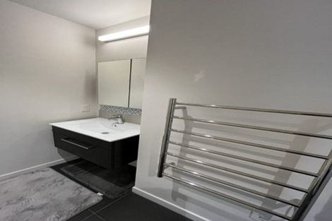 Photo of property in 17/6u Oswald Crescent, Paparangi, Wellington, 6037