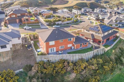 Photo of property in 42 Mauldeth Terrace, Churton Park, Wellington, 6037