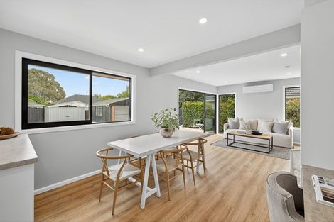 Photo of property in 15 Oakfield Street, Burnside, Christchurch, 8053