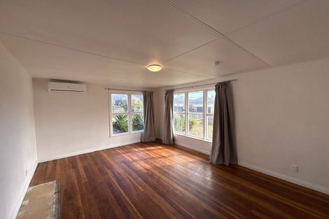 Photo of property in 9 Acourt Street, Hawera, 4610