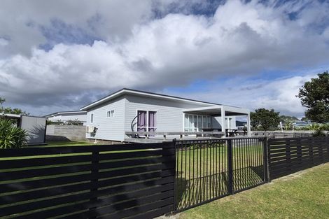 Photo of property in 159 Harbour Drive, Matarangi, Whitianga, 3592