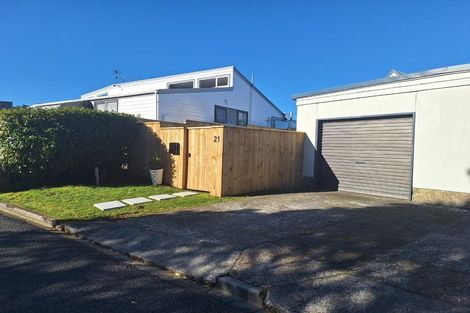 Photo of property in 21 Orissa Crescent, Broadmeadows, Wellington, 6035