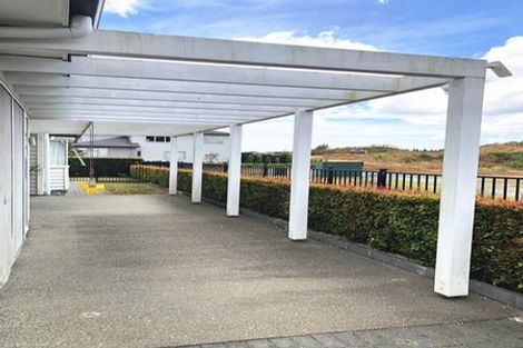 Photo of property in 73 Bayvista Drive, Karaka, Papakura, 2113