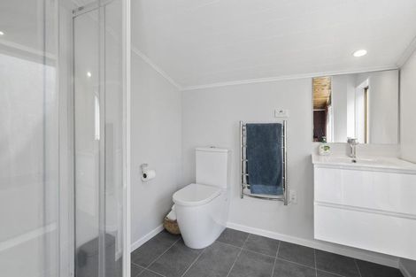 Photo of property in 33 Discovery Drive, Whitby, Porirua, 5024