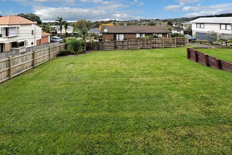 Photo of property in 110 Golf Road, New Lynn, Auckland, 0600