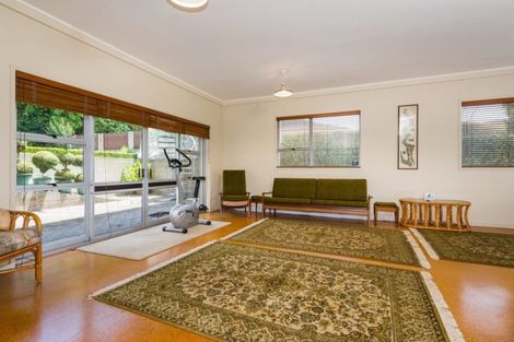 Photo of property in 15 Matanui Street, Northcote, Auckland, 0627