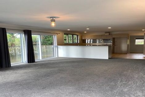 Photo of property in 26 Cedar Terrace, Stanmore Bay, Whangaparaoa, 0932