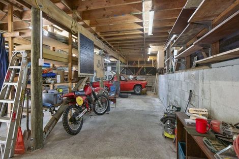 Photo of property in 22 Claverdon Drive, Massey, Auckland, 0614