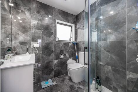 Photo of property in 33a Clendon Avenue, Papatoetoe, Auckland, 2025