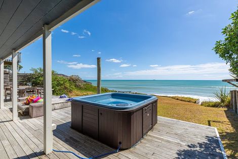 Photo of property in 279 Pukehina Parade, Pukehina, Te Puke, 3189